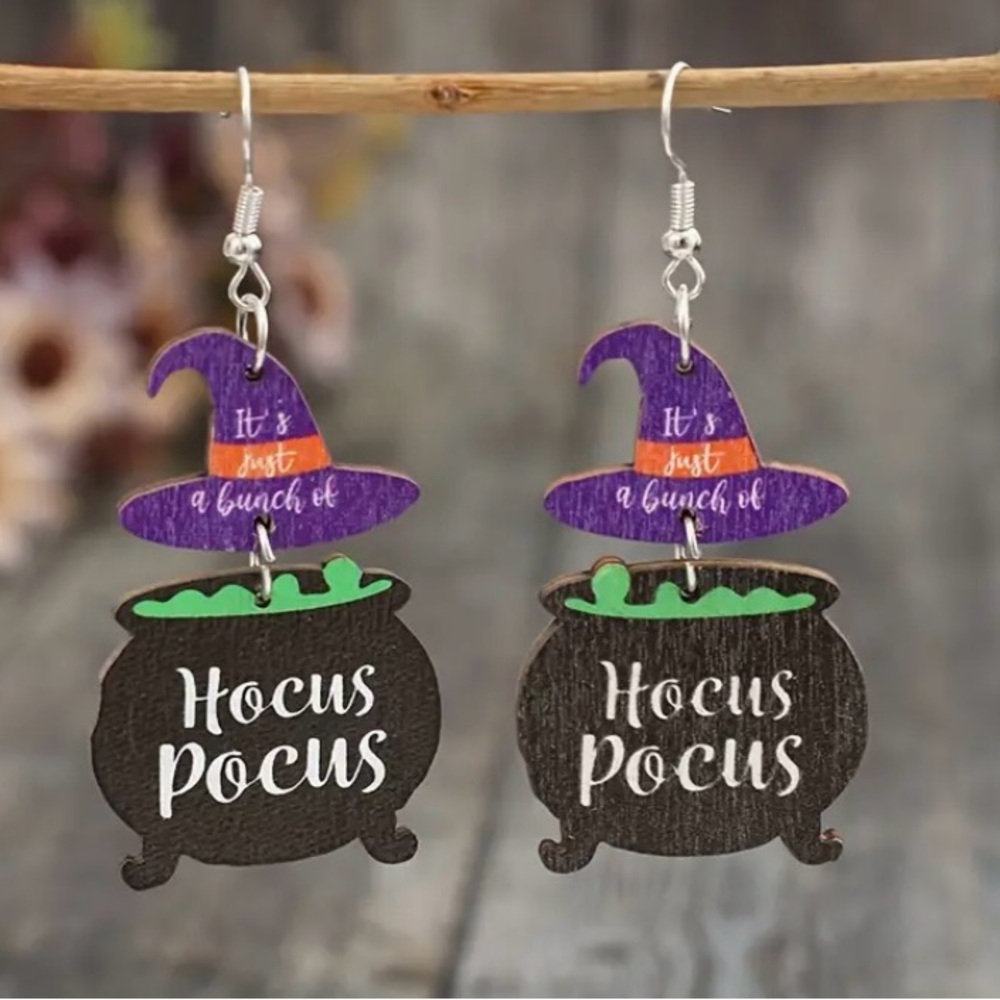 Hocus Pocus Earrings Witches Cauldron Hat Halloween NWT BOGO